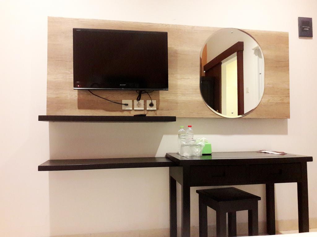 Melody Guest House Cilegon Zewnętrze zdjęcie